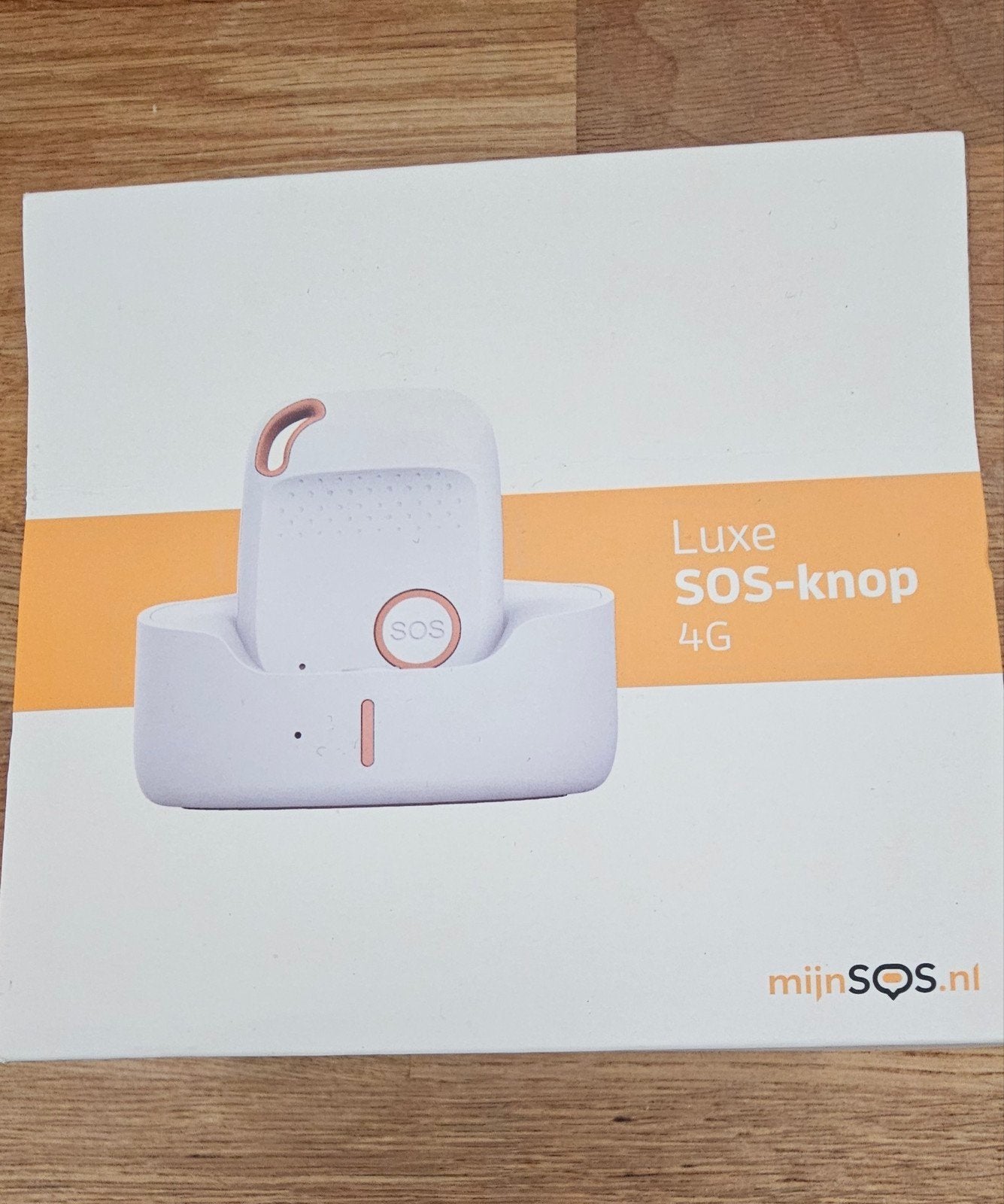 Luxe SOS-knop 4G - Persoonlijk alarm met GPS-tracker, Ophalen of Verzenden, Zo goed als nieuw