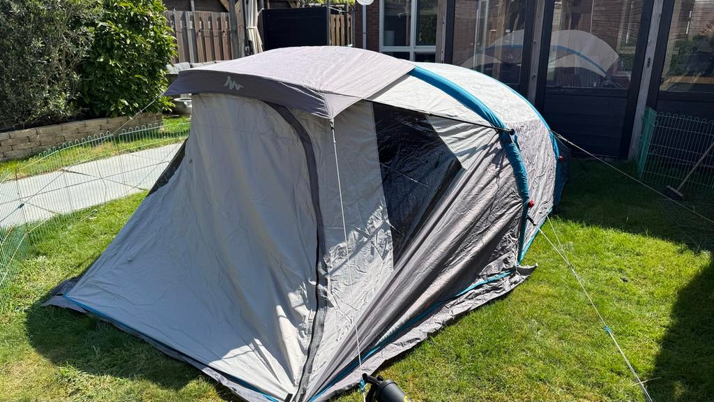 Quechua Air Seconds Family 4 opblaasbare familietent, Ophalen, Zo goed als nieuw, Tot en met 4