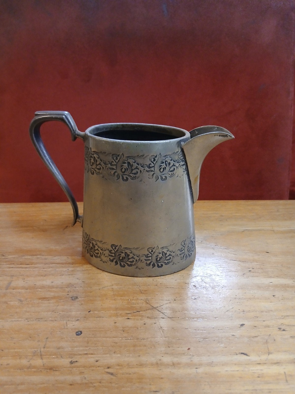 Antieke verzilverde melkkan met gravure - 10 cm hoog, Ophalen of Verzenden, Zilver
