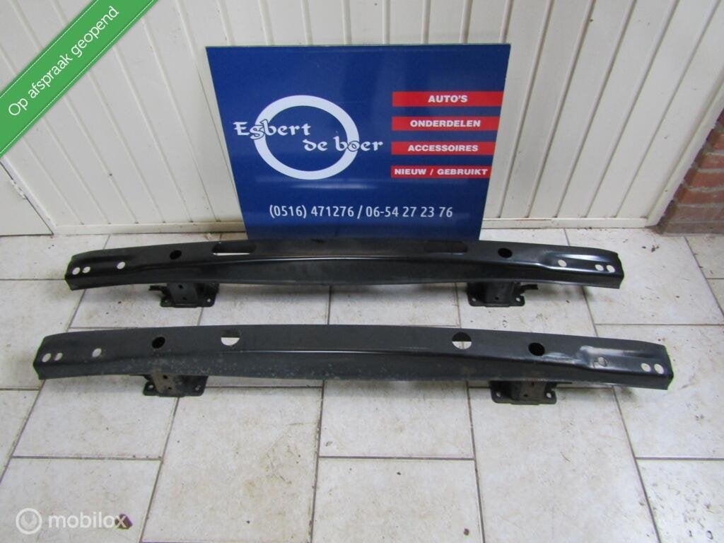 Achterbumper balk metaal volkswagen transporter t5 en t6, Gebruikt, Volkswagen, Ophalen of Verzenden