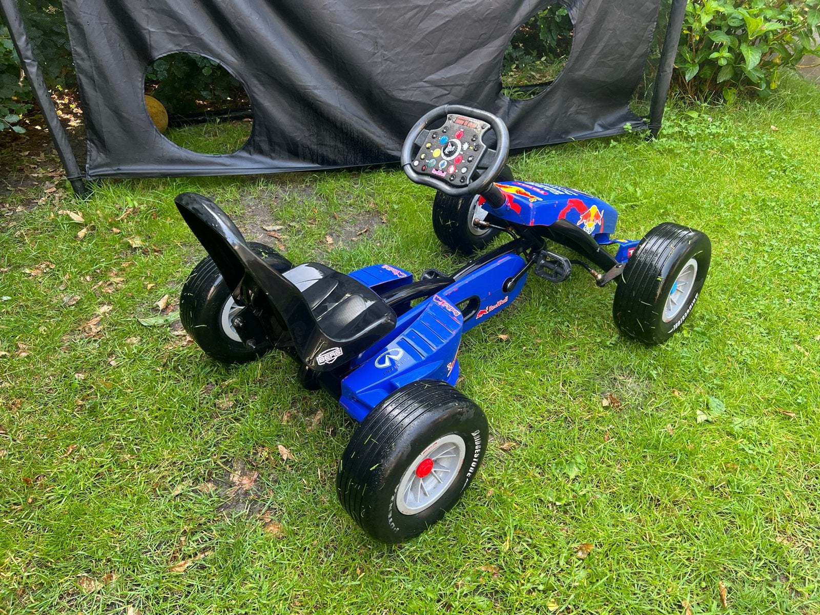Red Bull Skelter Berg, Kinderen en Baby's, Speelgoed | Buiten | Voertuigen en Loopfietsen, Gebruikt, Trapvoertuig, Ophalen of Verzenden