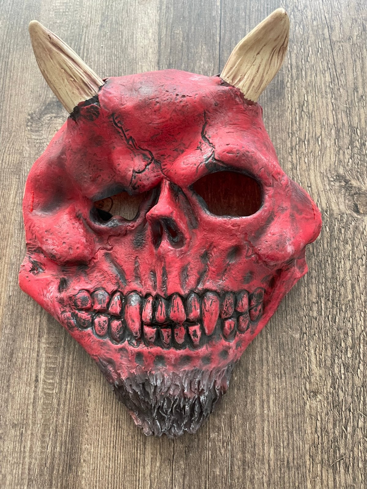 Halloween masker duivel met hoorns - 1 keer gedragen, Hobby en Vrije tijd, Kostuums, Theaterbenodigdheden en LARP, Ophalen, Zo goed als nieuw