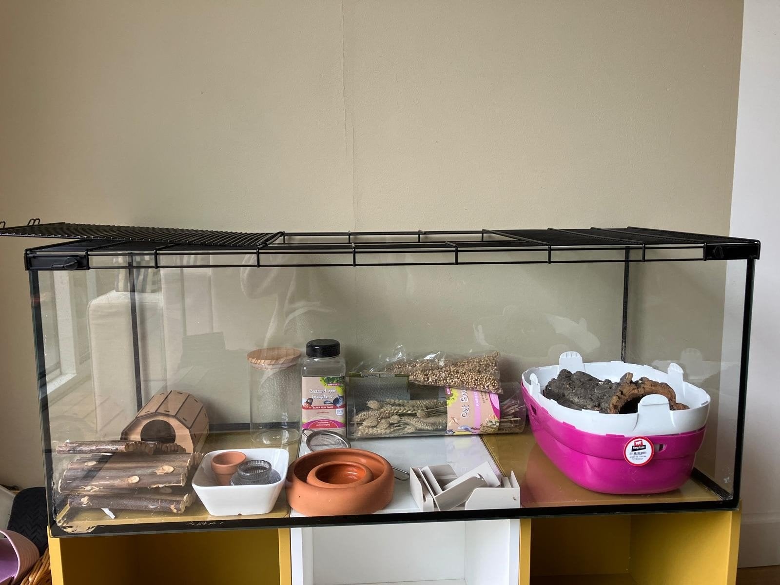 Hamsterkooi / Knaagdierenkooi - in glas, Dieren en Toebehoren, Kooi, Hamster, Zo goed als nieuw, 75 tot 110 cm