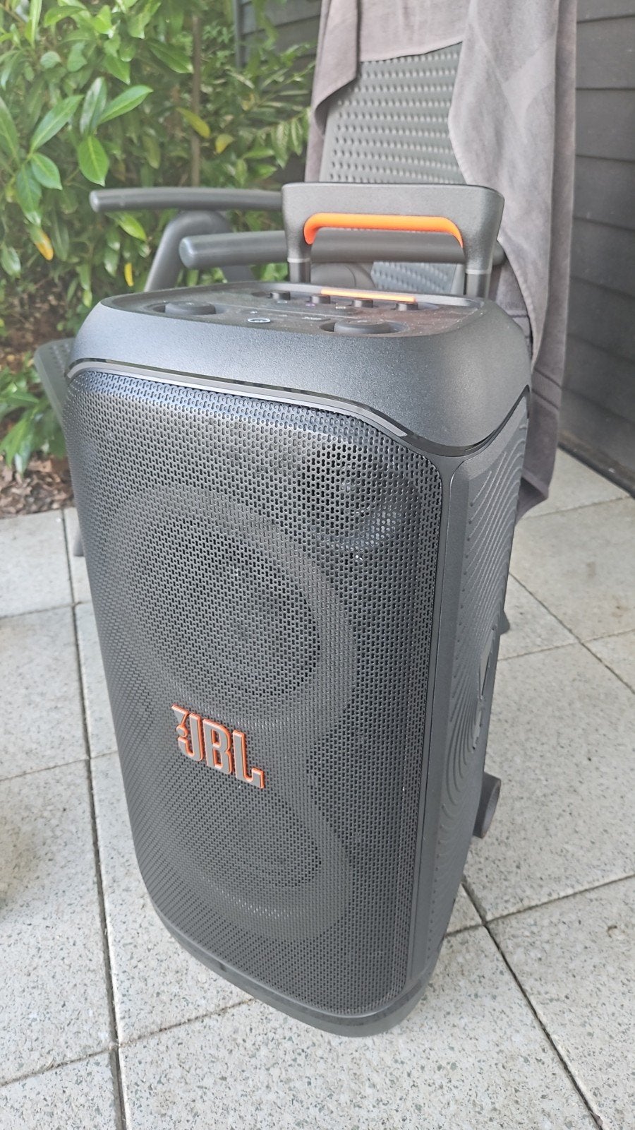 JBL 320 + 2 Microfoons- €40 Vrijdag tot Maandag huren, Audio, Tv en Foto, Luidsprekers, Ophalen, JBL, Party speaker, Zo goed als nieuw