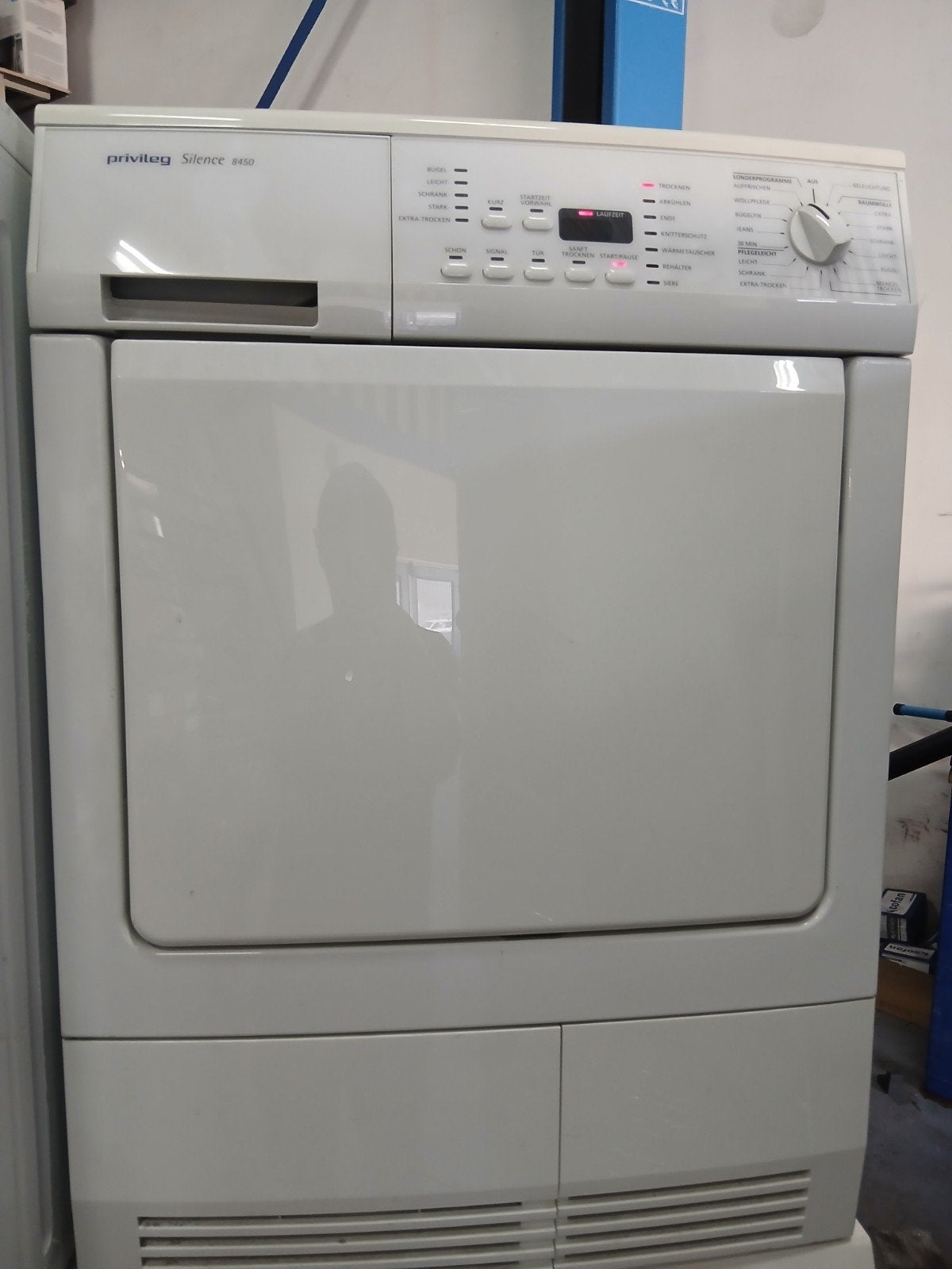 Privileg Silence 8450 Condensdroger, Witgoed en Apparatuur, Wasdrogers, Gebruikt, Condens, Voorlader, 6 tot 8 kg, 85 tot 90 cm