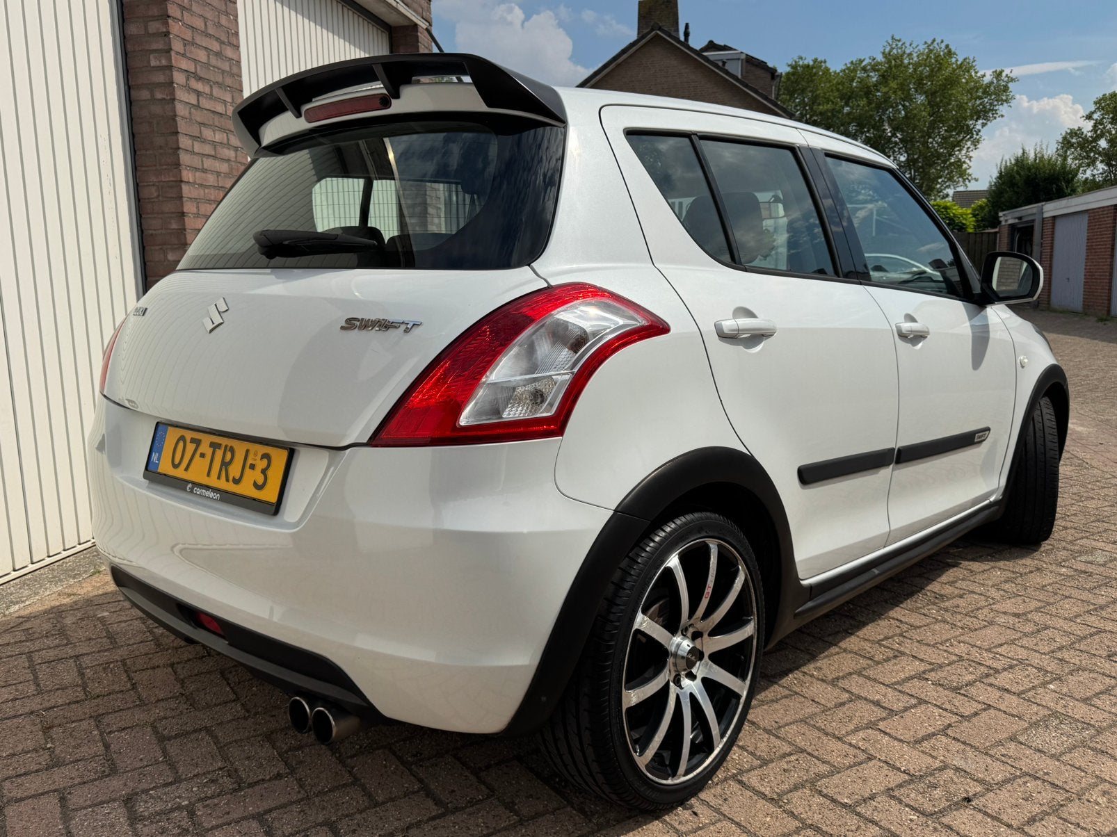 Suzuki Swift 1.2 5-D 2012 Wit | Airco | Stoelverwarming, Auto's, Voorwielaandrijving, Stof, 4 cilinders, 400 kg