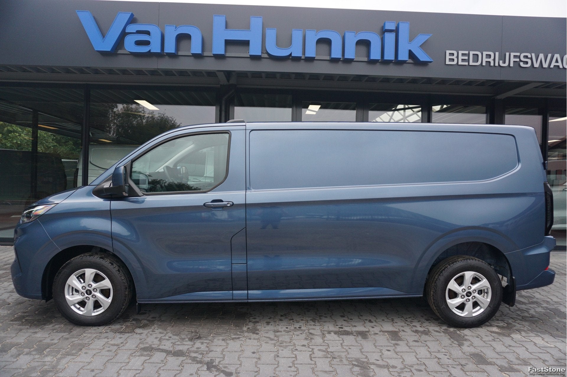 Ford Transit Custom 300L 136PK Limited BPM VRIJ! Navi, Cam,, Voorwielaandrijving, 136 pk, Gebruikt, 4 cilinders