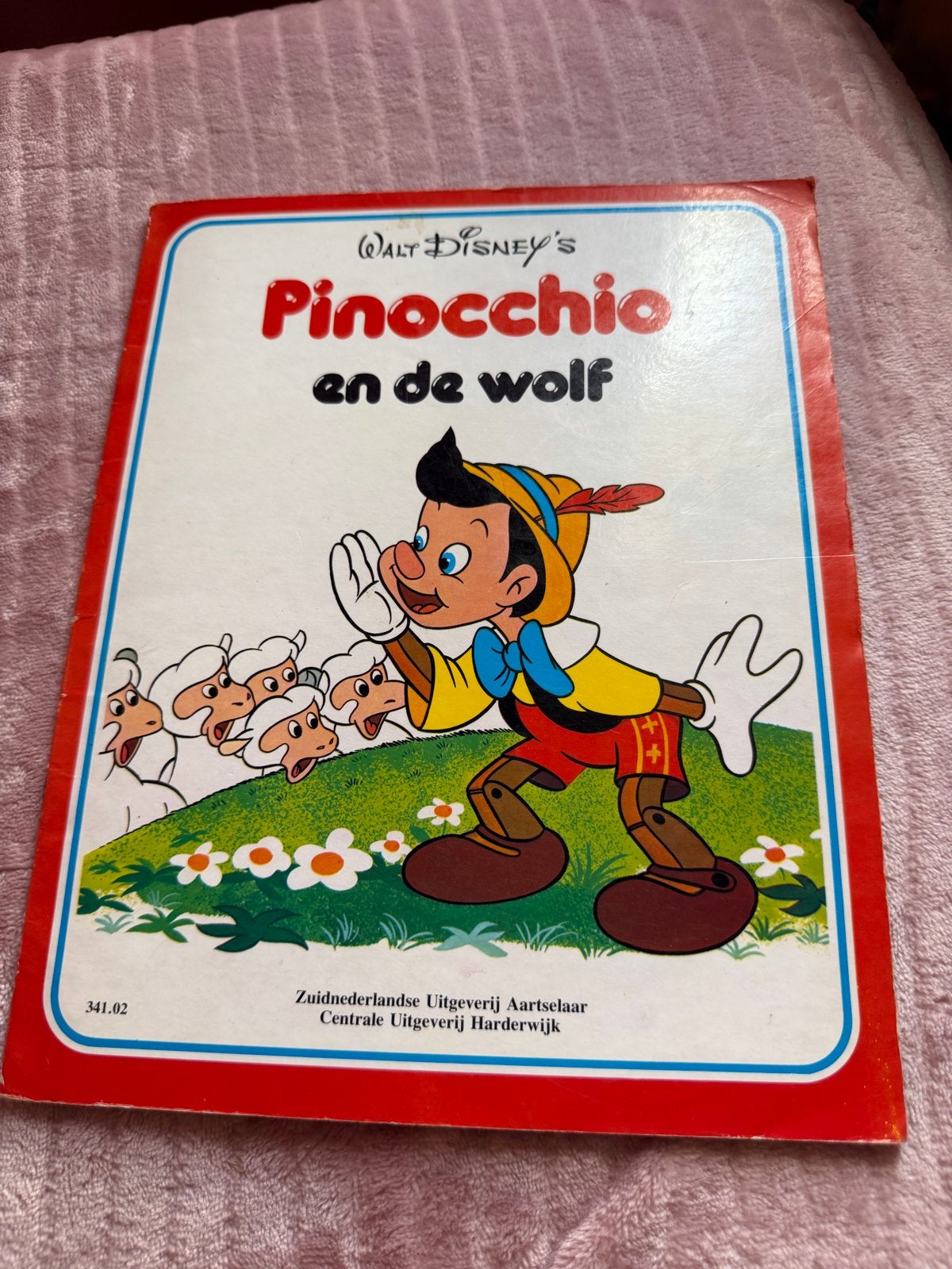 Walt Disney's Pinocchio en de wolf - Vintage kinderboek, Boeken, Ophalen of Verzenden, Gelezen, 3 tot 4 jaar