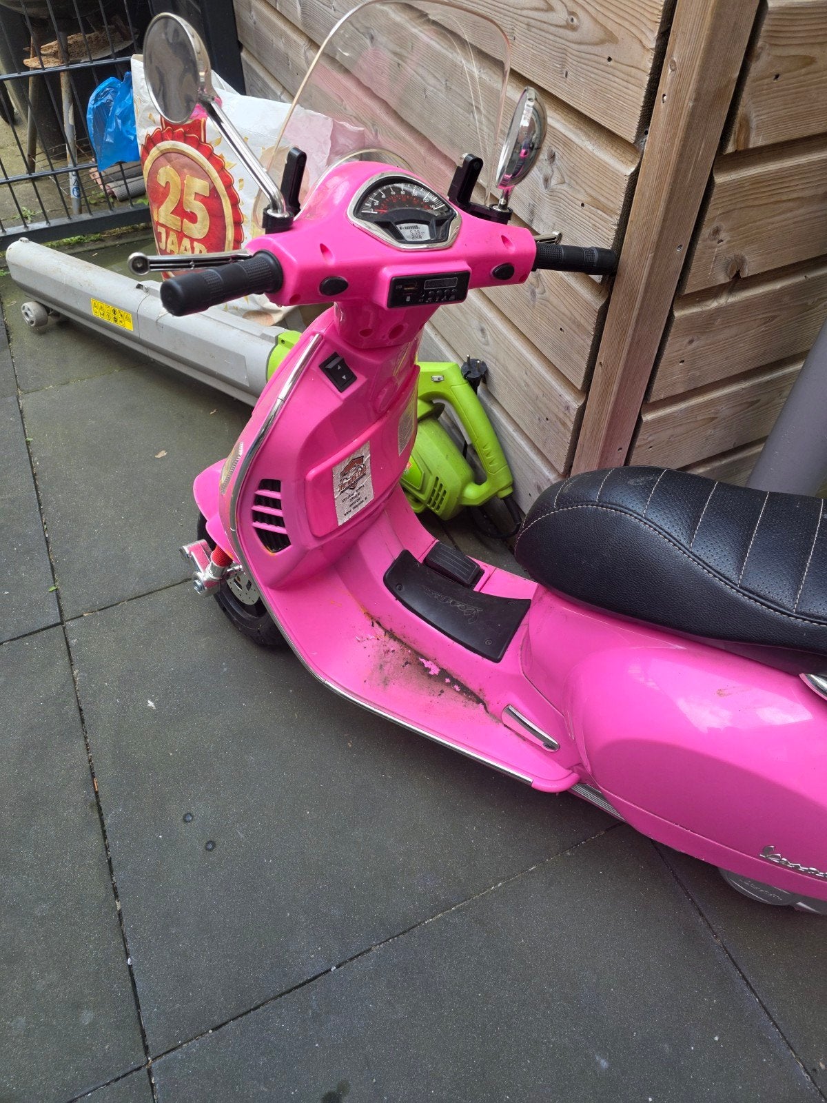Roze Vespa LX Scooter - Opvallend en Stijlvol, Fietsen en Brommers, Scooters | Vespa, Ophalen, Gebruikt, Maximaal 45 km/u, Benzine