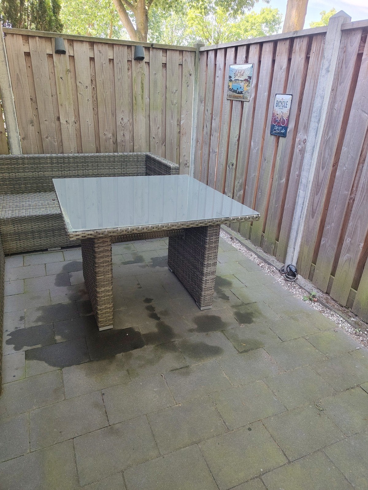 Tuintafel gratis af te halen, rand glasplaat wat verweerd, Ophalen, Gebruikt, Rechthoekig, Overige materialen