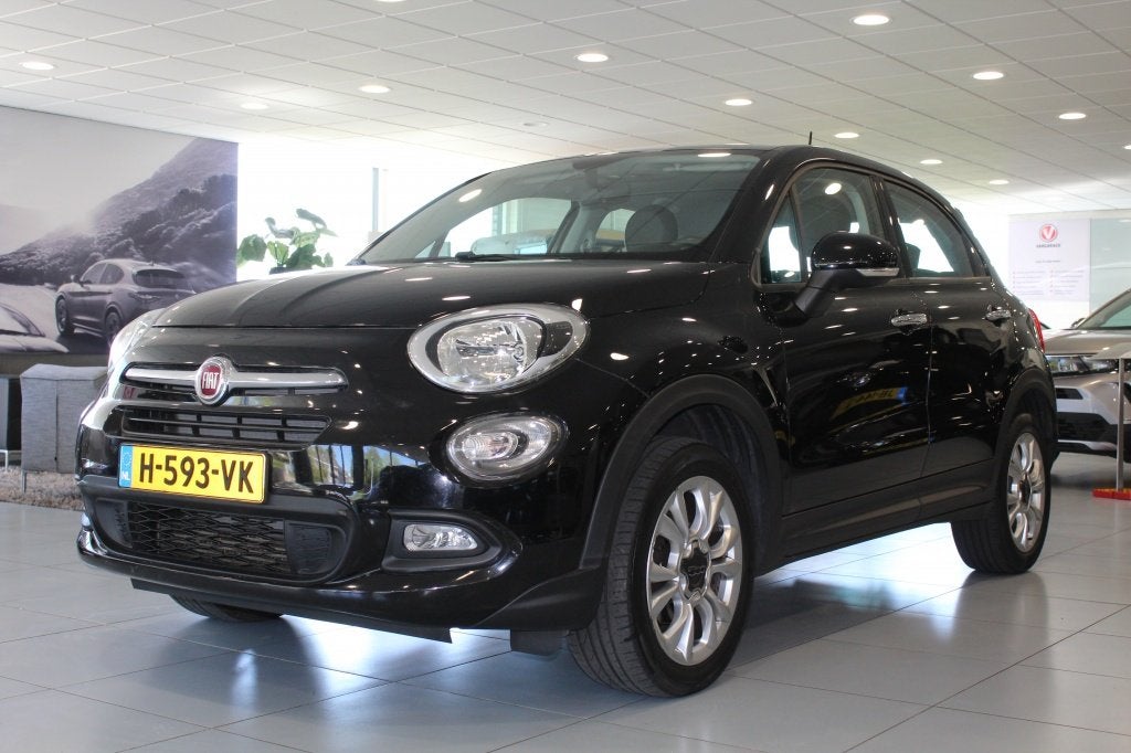 Fiat 500X 1.4 T M-Air Lounge/BLUETOOTH/CRUISE/TREKHAAK, Auto's, Fiat, Gebruikt, 4 cilinders, Zwart, 600 kg