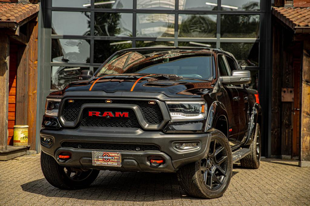 RAM Ram 1500 V8 rebel GT Etorq !UNIEK! | 1700 km rijbereik |, Auto's, Gebruikt, 5654 cc, 402 pk, Zwart
