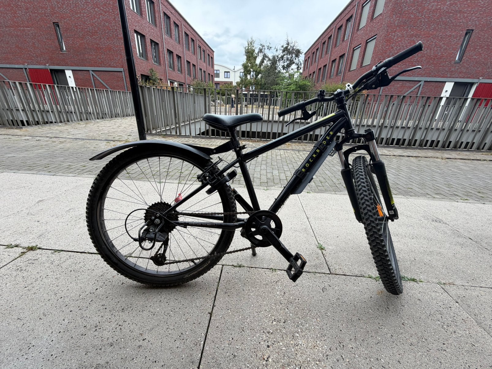 Mountainbike Rockrider 24 inch, Fietsen en Brommers, Fietsen | Crossfietsen en BMX, Ophalen, 24 inch of meer, Aluminium, Zo goed als nieuw