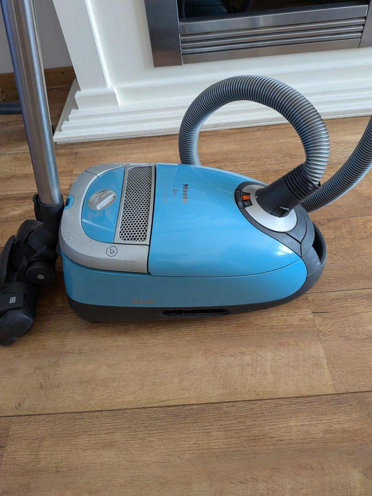Miele stofzuiger, Witgoed en Apparatuur, Ophalen of Verzenden, 2000 watt of meer