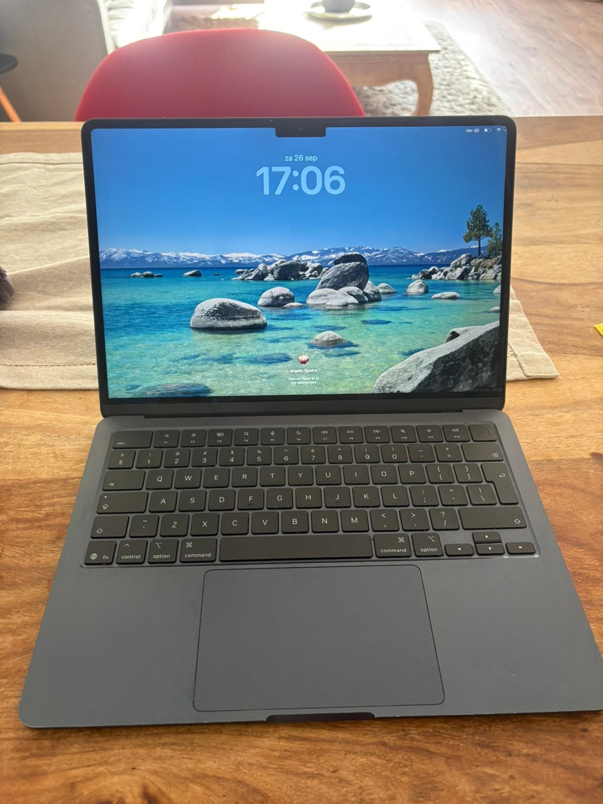 Macbook air m4 2025