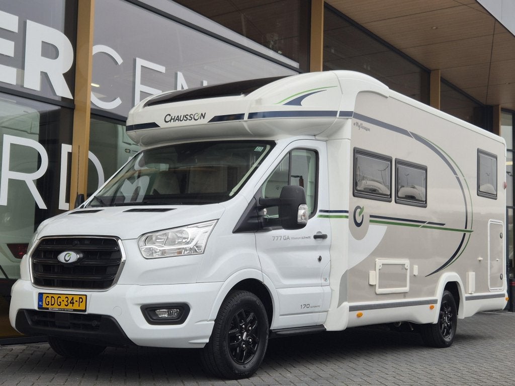 Chausson Titanium Ultimate 777 Arctic ZONDER HEFBED, Automaat, Chemisch toilet, Koelkast, Ford