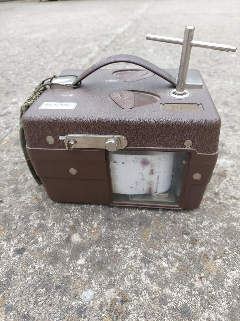 Benzing Duivenklok Q84 uit 1992 - Vintage Tijdwaarneming, Antiek en Kunst, Ophalen