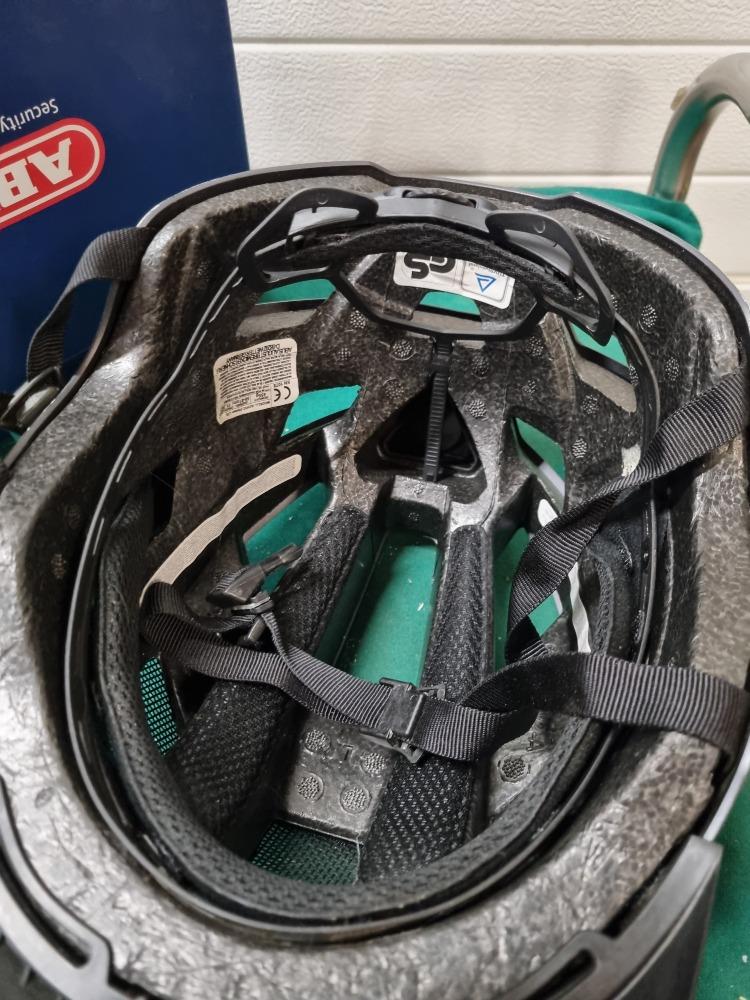 fietshelm abus maat L 56/61 hyban 2.0, Ophalen of Verzenden, 'T Olde Gre-j, Info@toldegrej.nl, Endepoelstraat 20f Didam