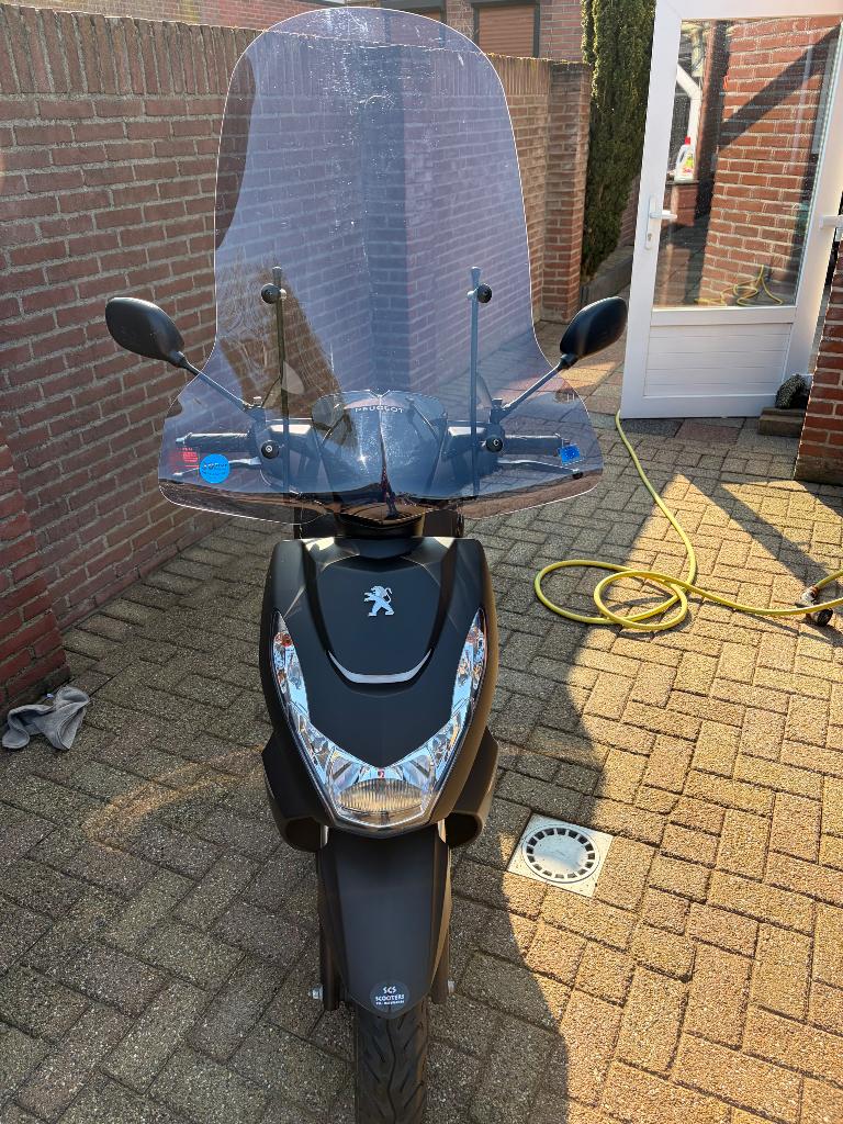 Snor scooter, Fietsen en Brommers, Ophalen, Overige modellen, 49 cc, Zo goed als nieuw