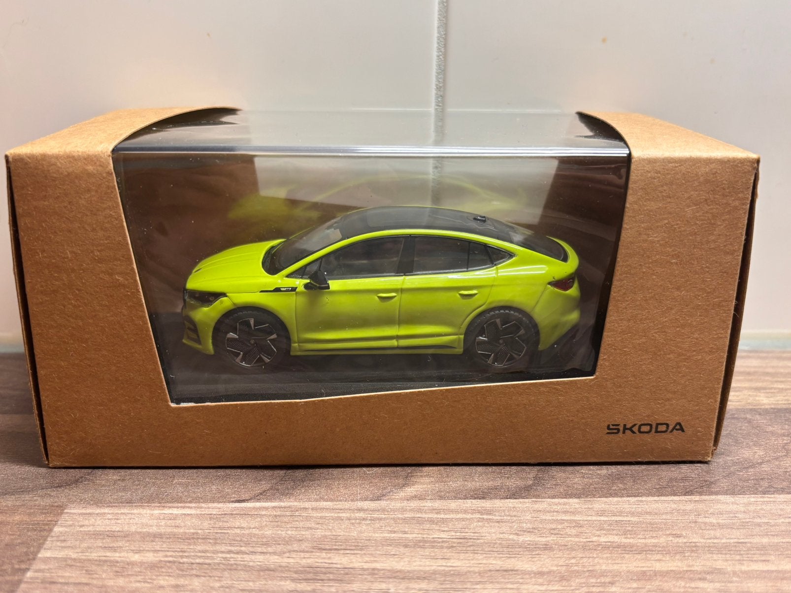 Skoda Enyaq Coupé RS Mamba Green iScale 1:43, Ophalen of Verzenden, Nieuw, Auto, Overige merken