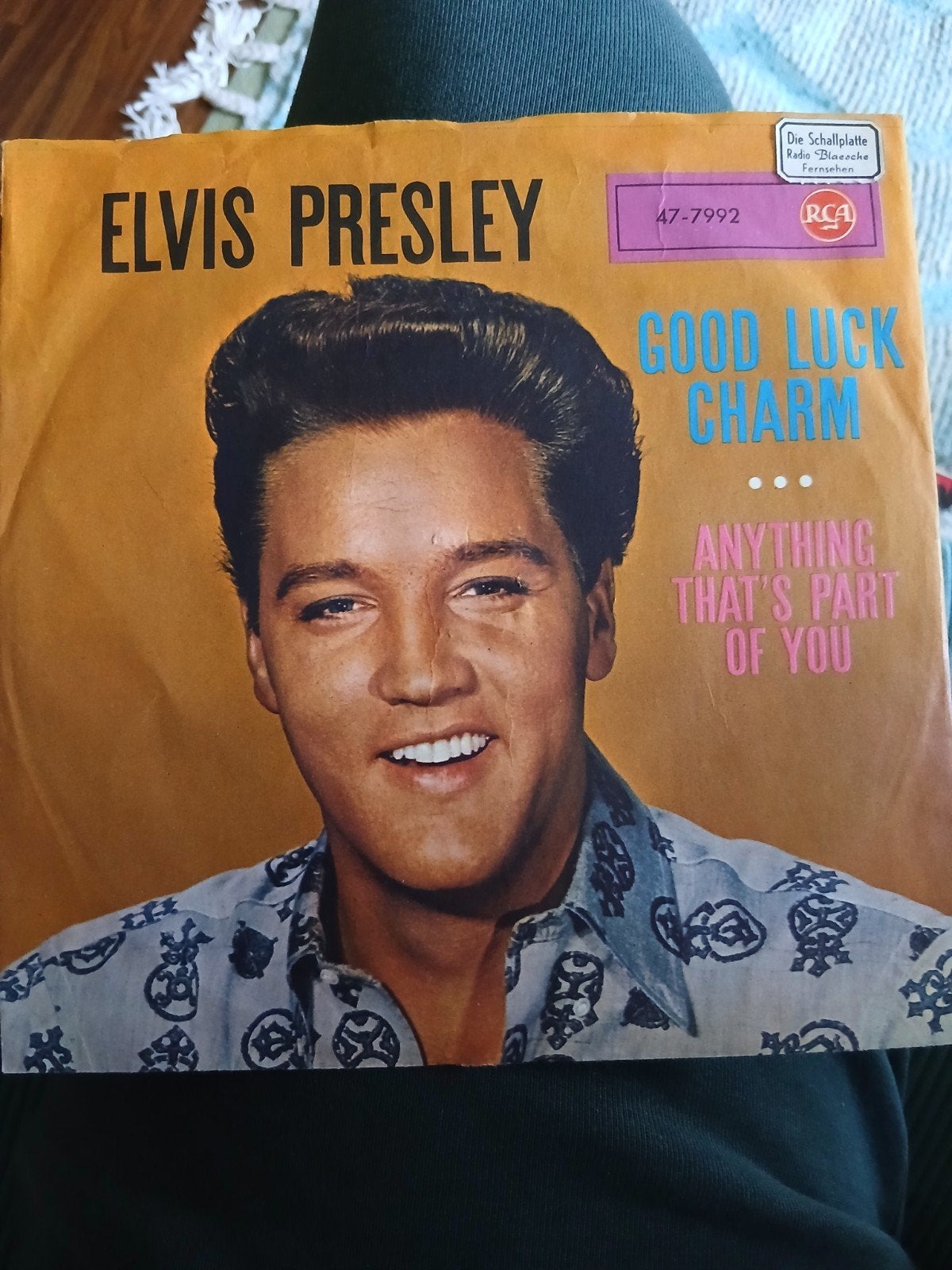 Elvis Presley - Good Luck Charm (Single), Gebruikt, Fotohoes, 7 inch, Single