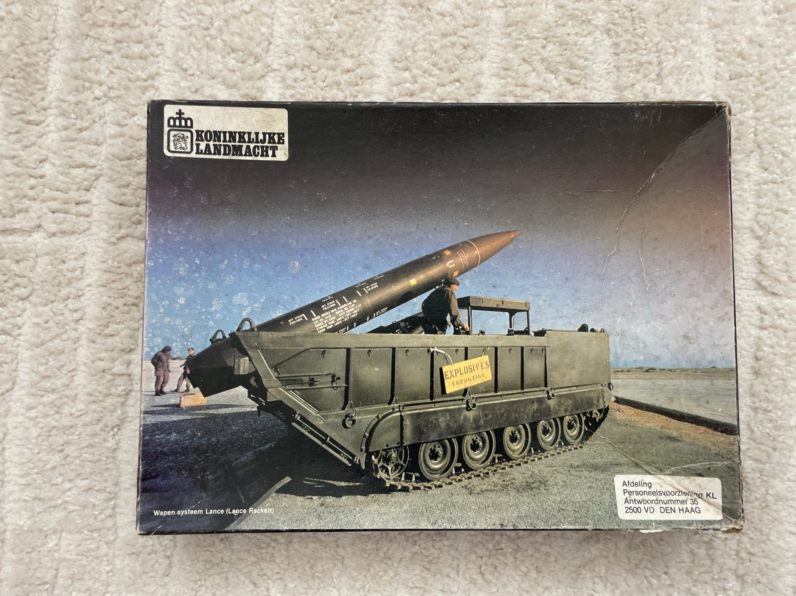 Vintage Legpuzzel Koninklijke Landmacht Raket, Ophalen of Verzenden, Minder dan 500 stukjes, Gebruikt, Legpuzzel