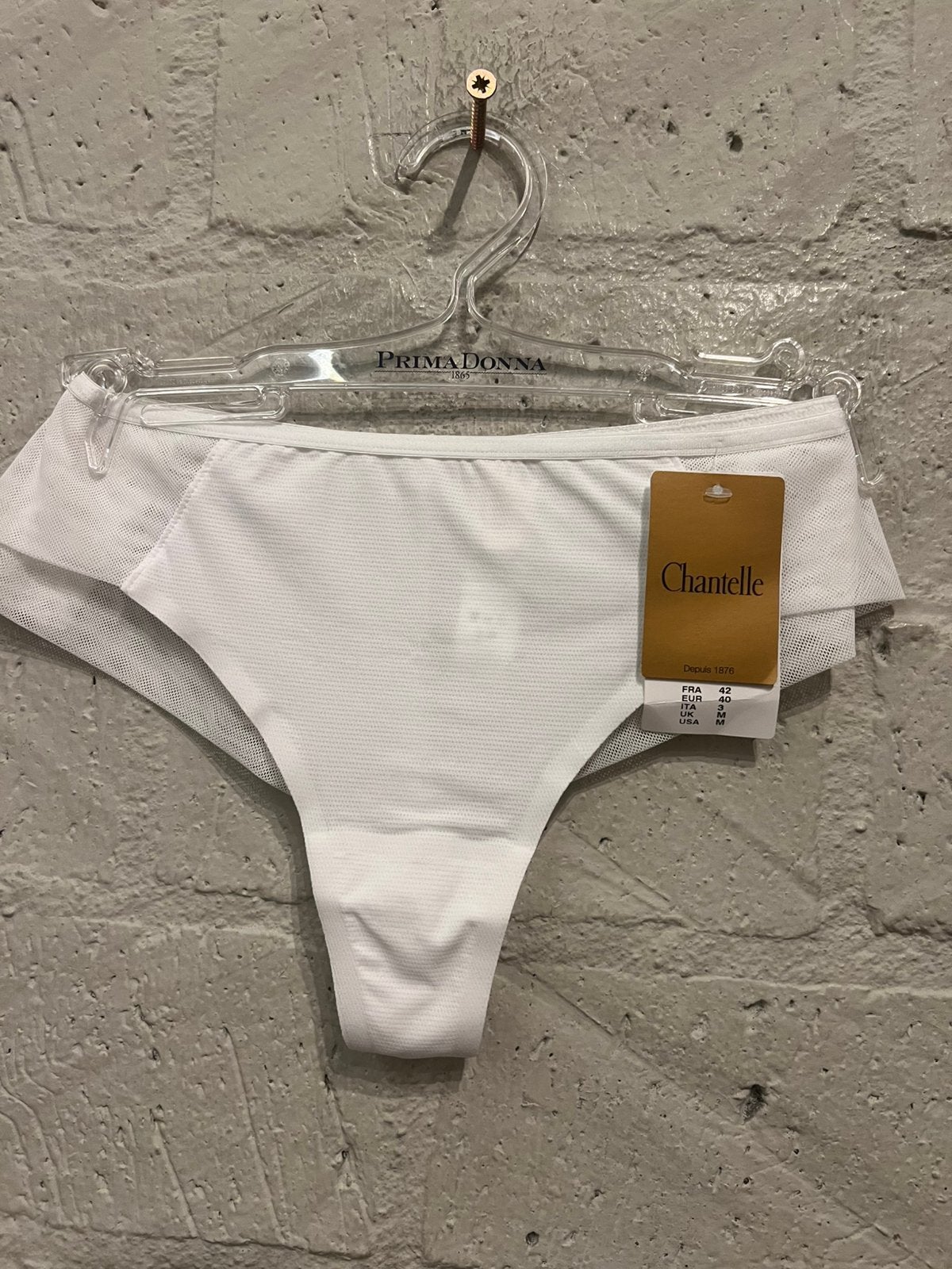 Chantelle string maat 40 NIEUW!! Nu €10,-, Ophalen of Verzenden, String