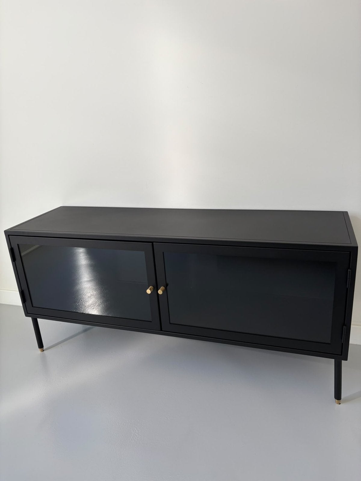 Tv meubel Loods 5 - Gepoedercoat met lichte gebruikerssporen, Ophalen, Gebruikt, 100 tot 150 cm, Minder dan 100 cm