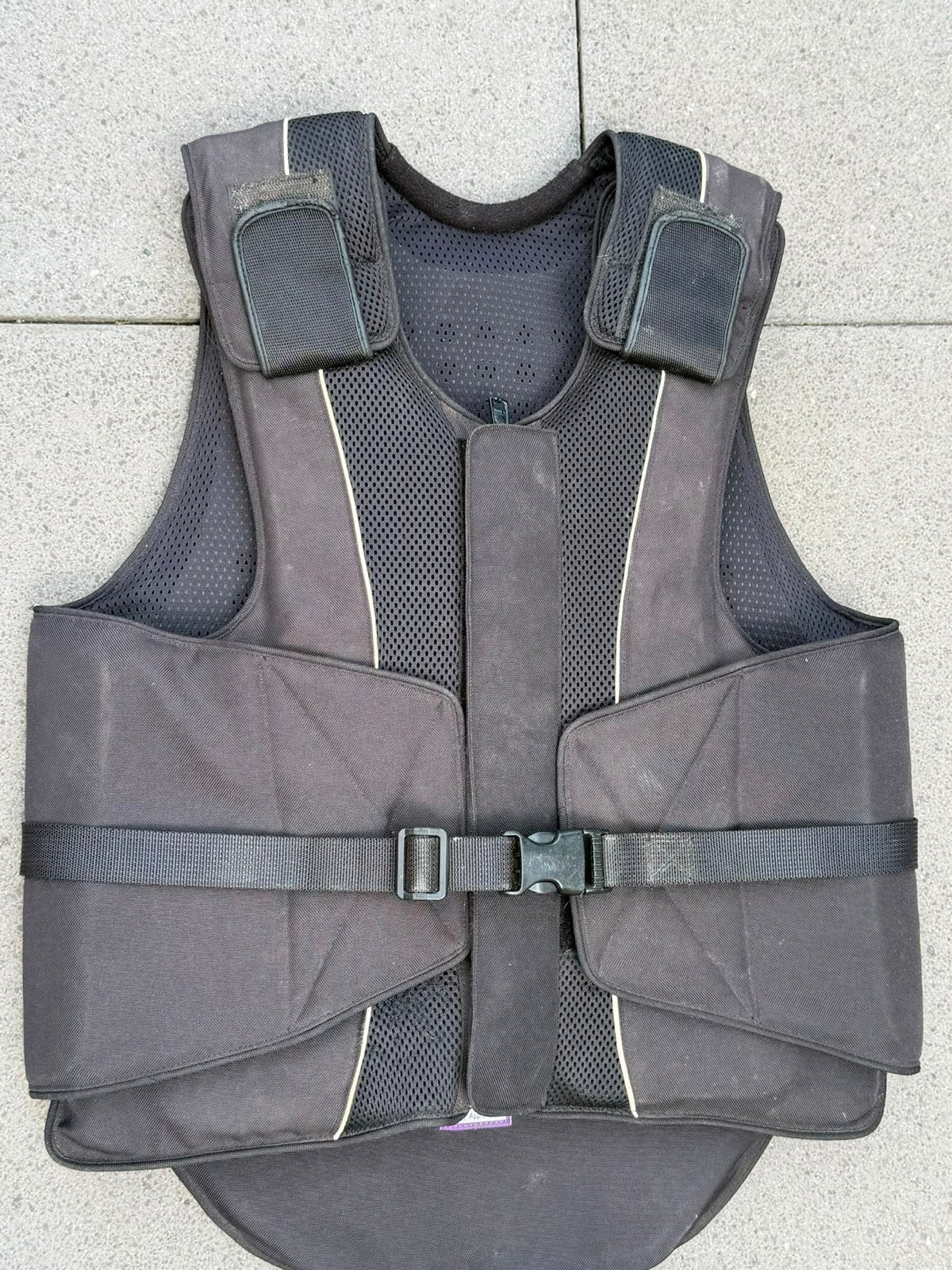 Bodyprotector maat XS paardrijden eurostar level 3, Dieren en Toebehoren, Paarden en Pony's | Beschermers, Ophalen of Verzenden
