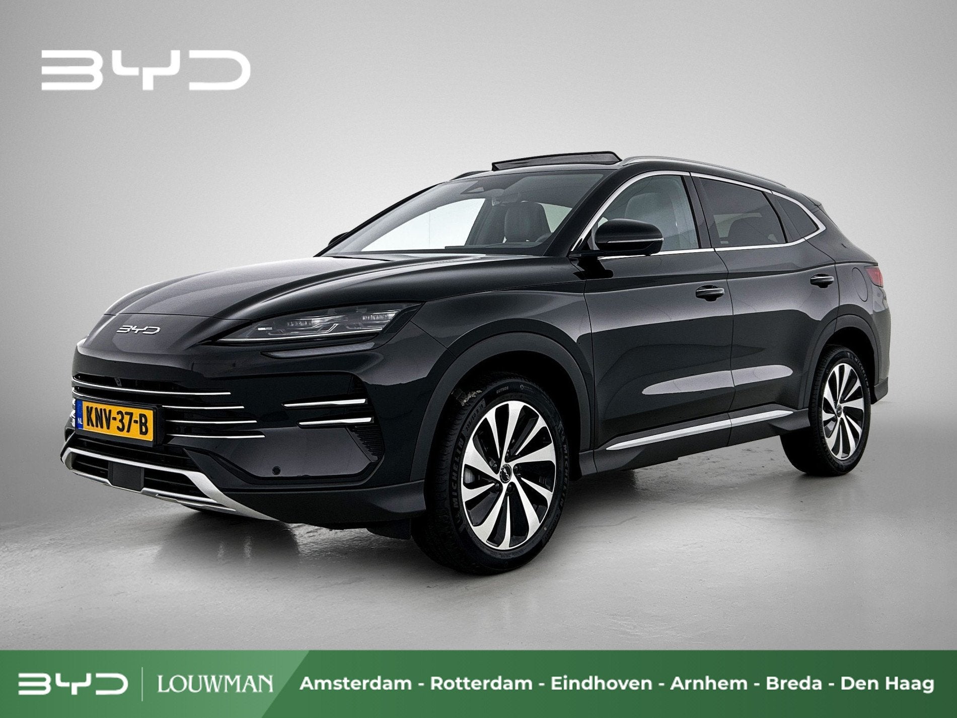 BYD SEAL U 1.5 DM-i FWD Boost | Nieuw geregistreerde auto |, Auto's, BYD, Seal U, Zwart, Hybride Elektrisch/Benzine, SUV of Terreinwagen