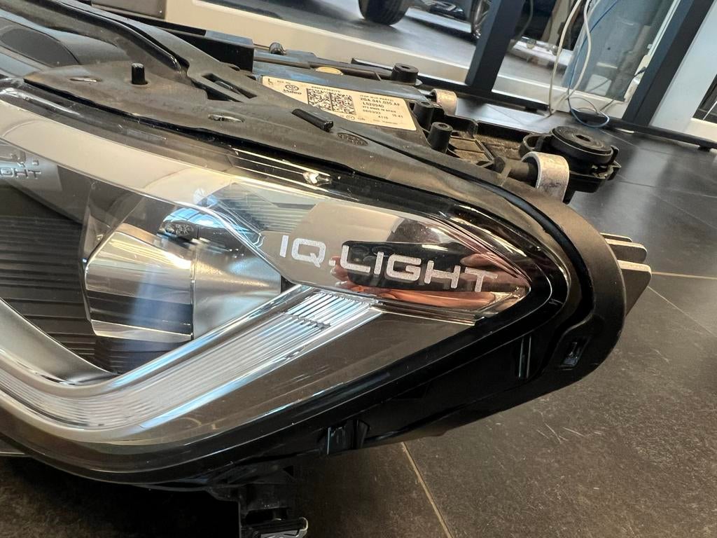 VW T-Roc 2023 IQ.LIGHT Koplamp (defect grootlicht), Auto-onderdelen, Verlichting, Ophalen of Verzenden, Gebruikt, Volkswagen