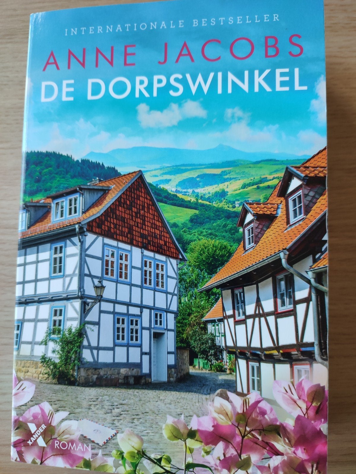 Anne Jacobs - De Dorpswinkel (Deel 1), Ophalen of Verzenden, Gelezen, Anne Jacobs