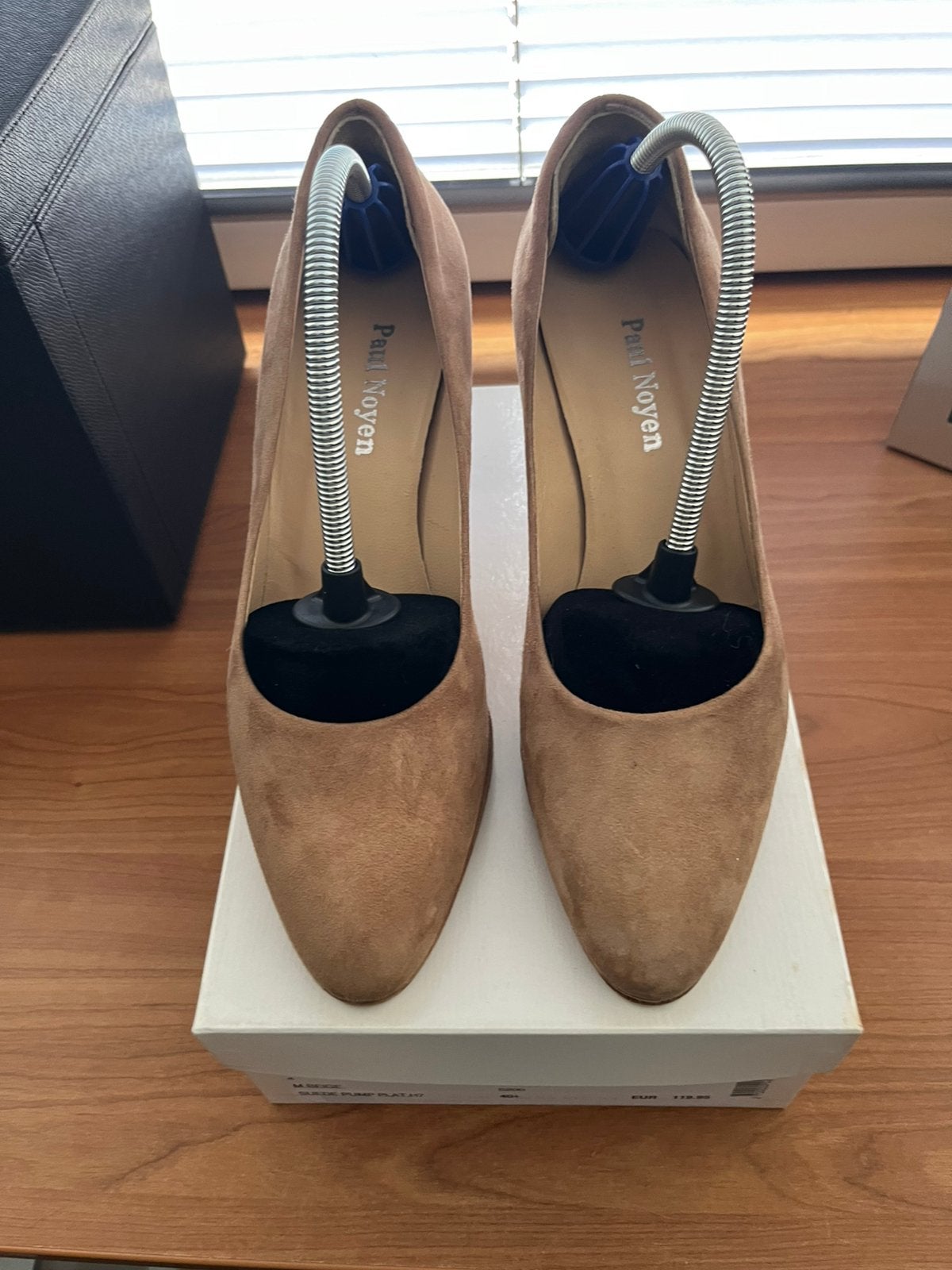 Paul Noyen Beige Suède Hoge Hakken - Zo goed als nieuw, Kleding | Dames, Schoenen, Ophalen of Verzenden, Zo goed als nieuw, Beige
