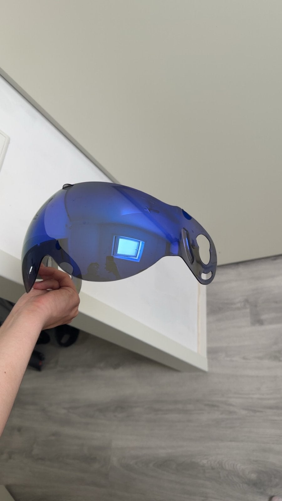 R09 Roof Boxer Vizier Blauw - Nieuwstaat, Verzenden, Zo goed als nieuw
