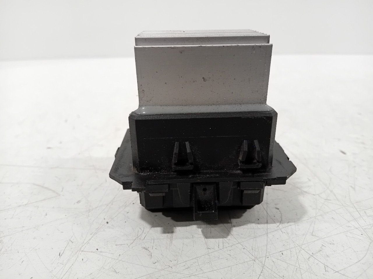 Kachelweerstand Renault Clio, Onderdelen@venauto.nl, Van der Ven Autorecycling B.V., Gebruikt, Ettenseweg 76, 4706 PB Roosendaal, The Netherlands