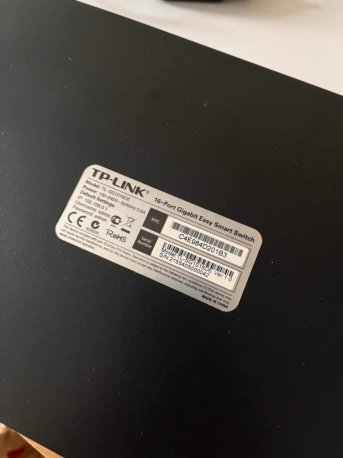 TP-Link TL-SG1016DE 16-Poorts Gigabit Easy Smart Switch, Ophalen of Verzenden, Zo goed als nieuw