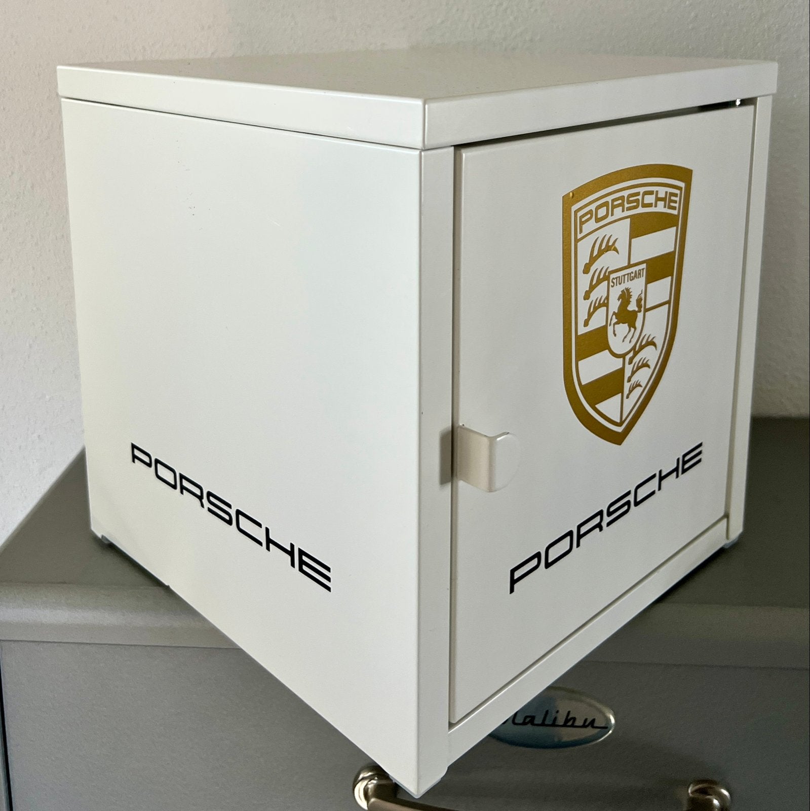 Locker met Porsche logo, Ophalen of Verzenden, Zo goed als nieuw, Auto's