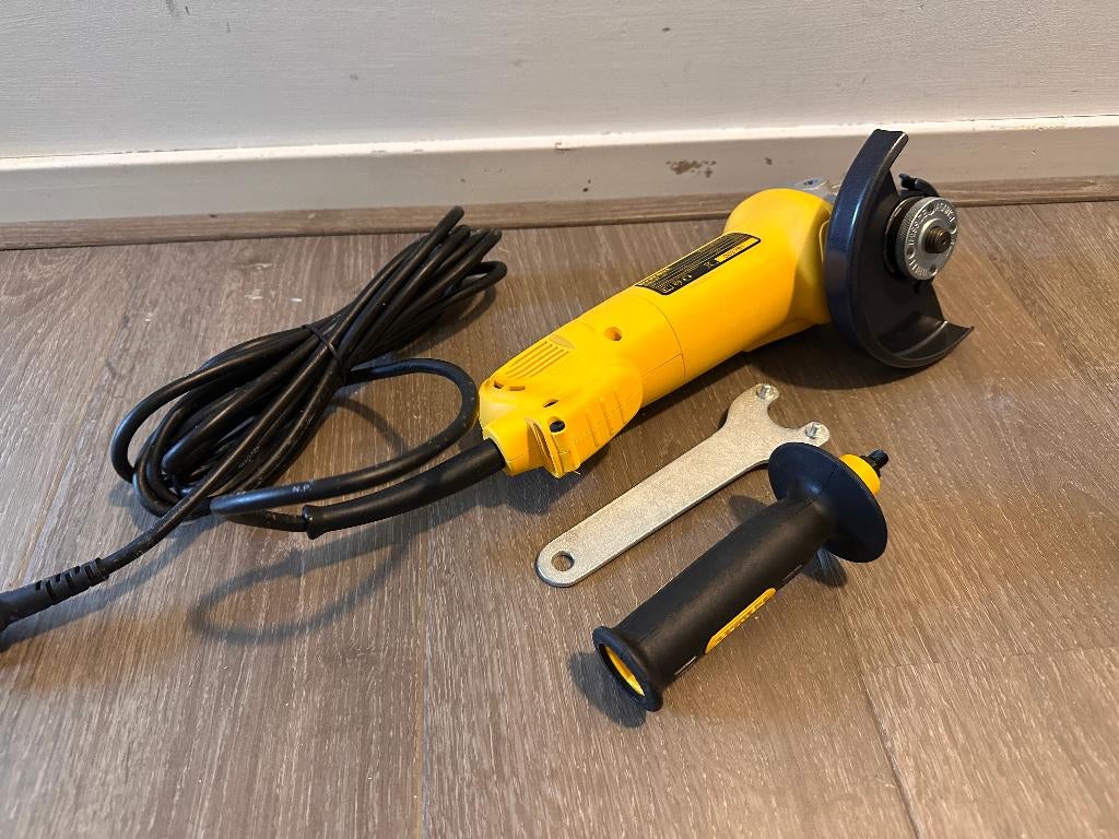 DeWalt D28130-QS slijpmachine 125 mm 900 W Nieuw, Ophalen of Verzenden, Nieuw, Minder dan 700 watt, Werkbankslijpmachine