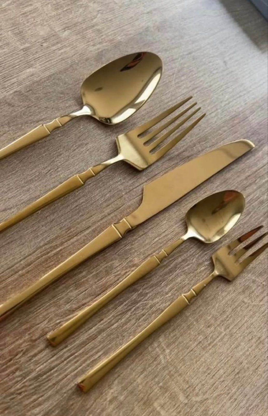 NIEUW prachtige gouden 6 en/of 12 persoons bestekset, Ophalen of Verzenden, Bestekset