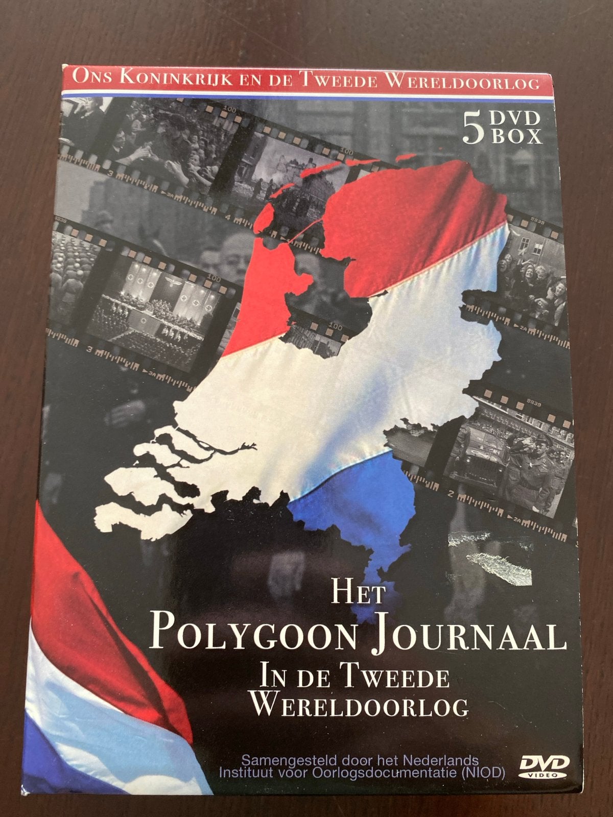 Het Polygoon Journaal in de Tweede Wereldoorlog 5 DVD Box, Alle leeftijden, Zo goed als nieuw, Politiek of Geschiedenis, Inclusief doosje