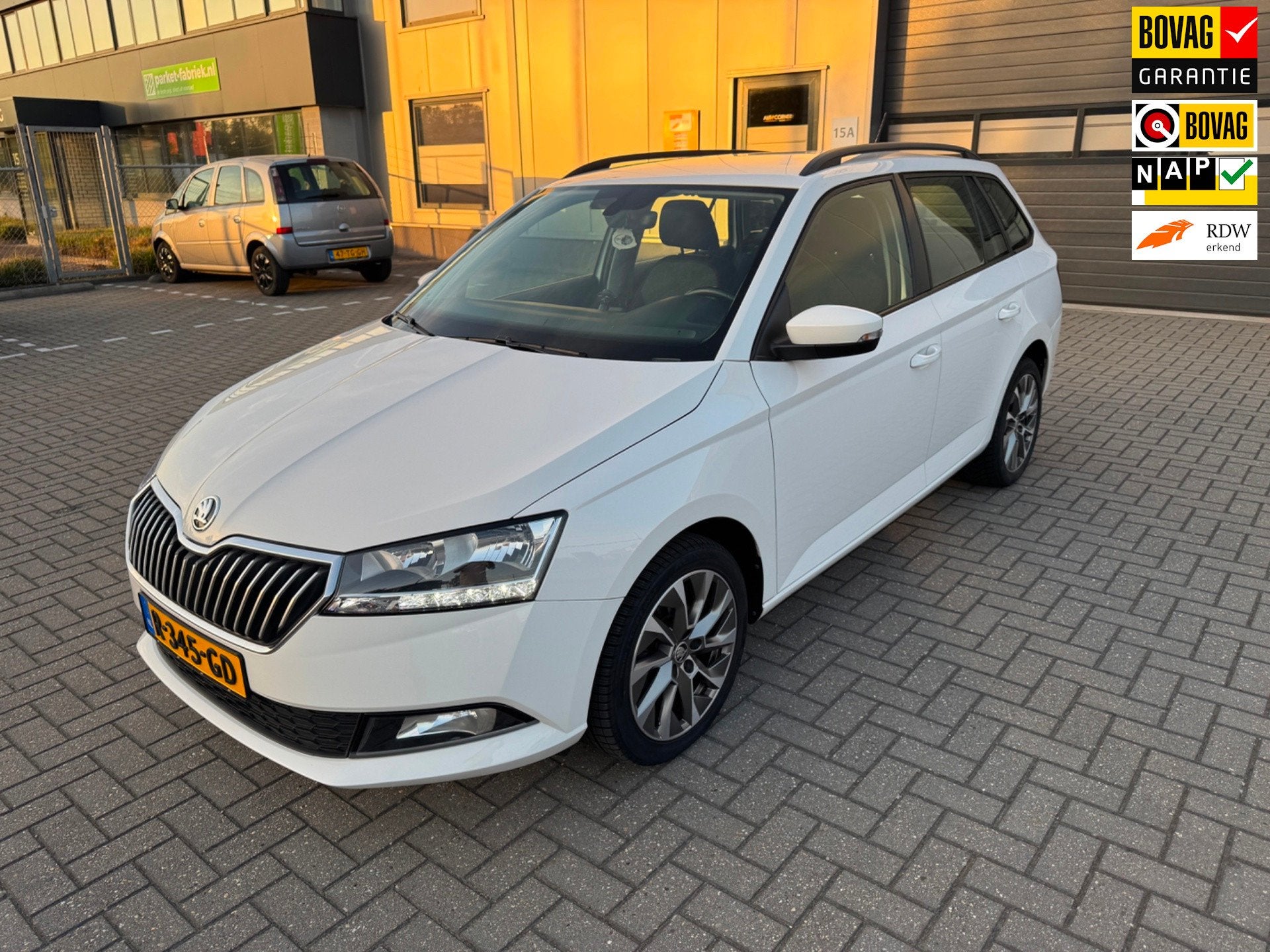 Skoda Fabia Combi 1.0 TSI Business Edition, Auto's, Skoda, Voorwielaandrijving, 12 maanden, Gebruikt, Euro 6