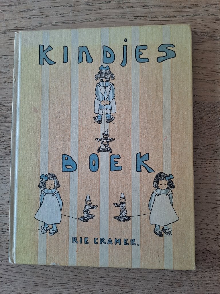 RIE CRAMER. KINDJES BOEK. VINTED., Gelezen, 3 tot 4 jaar, Ophalen of Verzenden, Rie Cramer