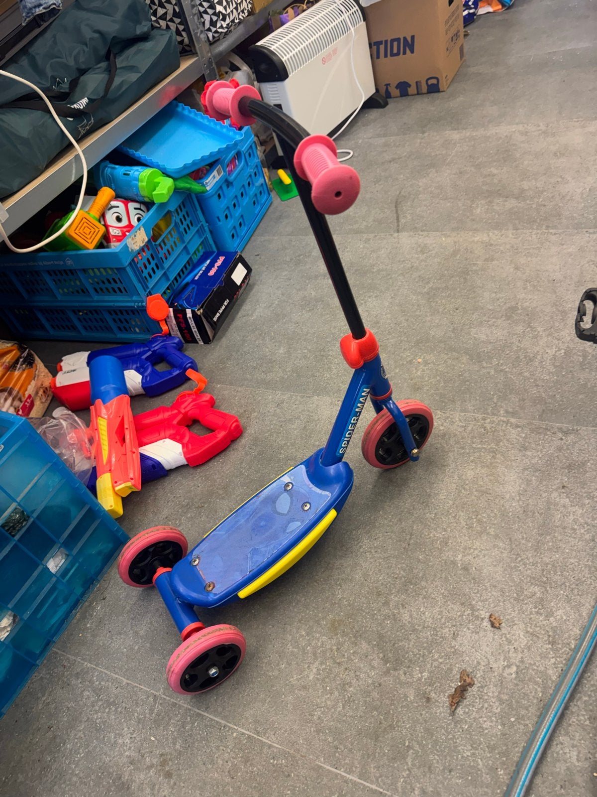 Spiderman step voor kleintjes, Fietsen en Brommers, Ophalen, Gebruikt, Gewone step