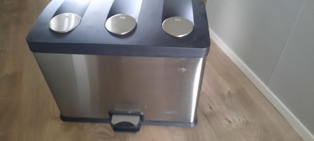 Brabantia RVS Prullenbak 3 Compartimenten - Afvalscheiding, Huis en Inrichting, Ophalen, Gebruikt, Met pedaal, 50 tot 75 cm
