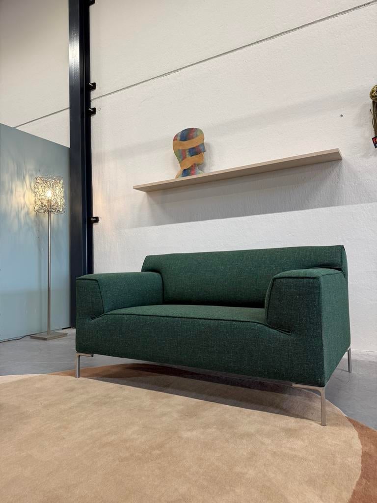 Nieuw Design on Stock Bloq Loveseat Bank Groen stof 152, 75 tot 100 cm, Ophalen of Verzenden, Rechte bank, Minder dan 150 cm