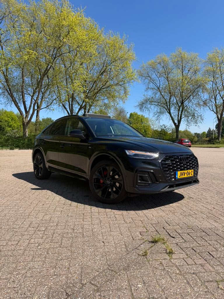 Audi Q5 Sportback 40 TDI Quattro S-Line Pano Matrix Full, Automaat, 4 cilinders, Q5, Zwart