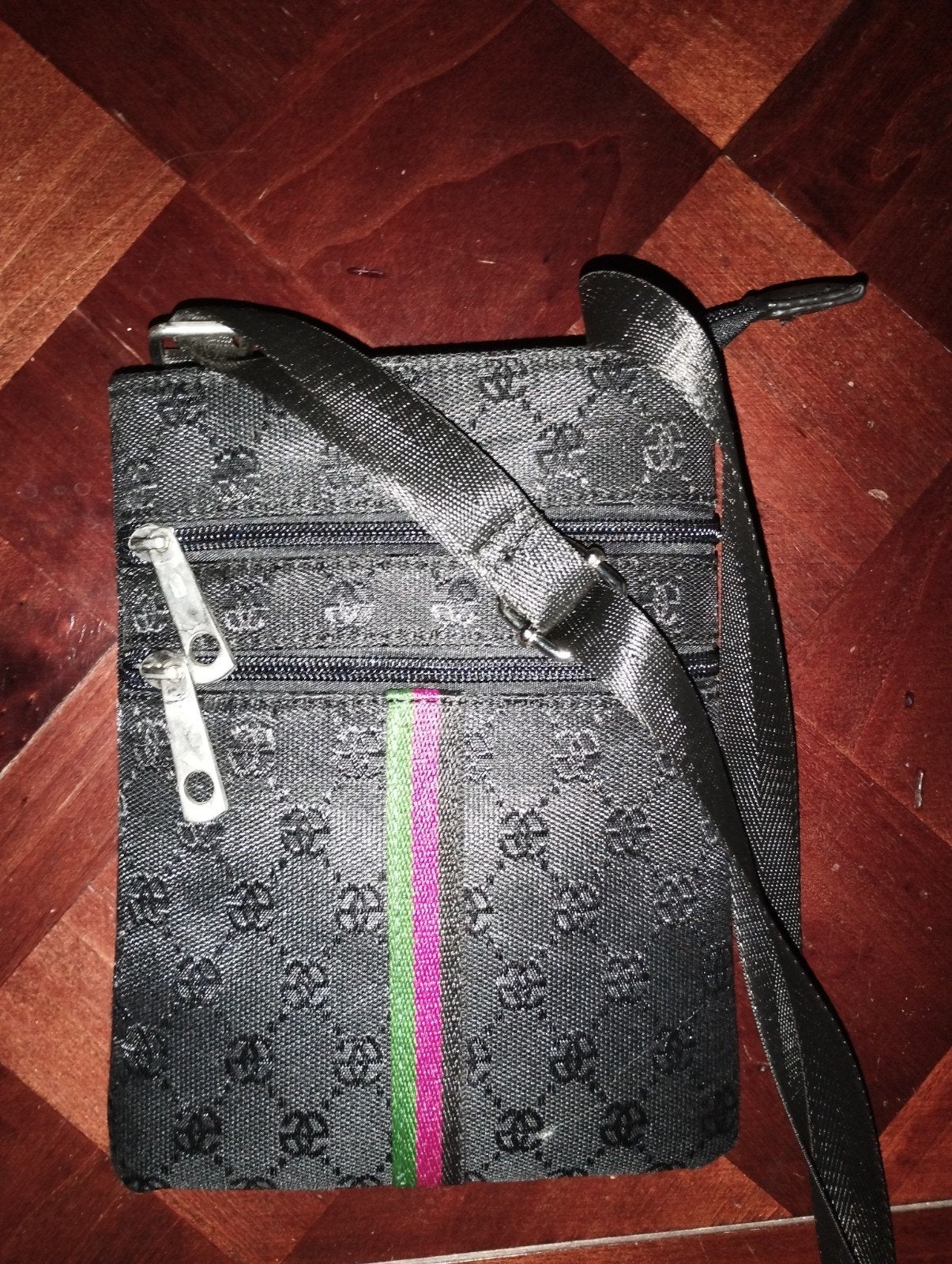 Gucci schouder tas, Ophalen of Verzenden, Nieuw, Zwart, Overige merken