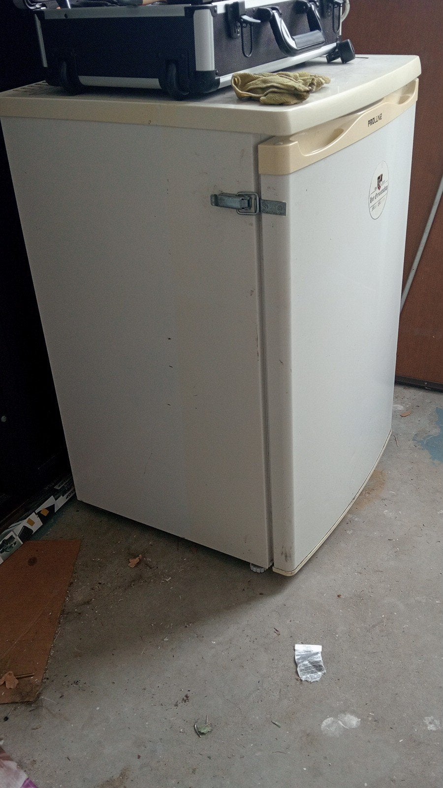 Compacte mini koelkast - Ideaal voor kleine ruimtes, Witgoed en Apparatuur, Koelkasten en IJskasten, Ophalen, Minder dan 75 liter