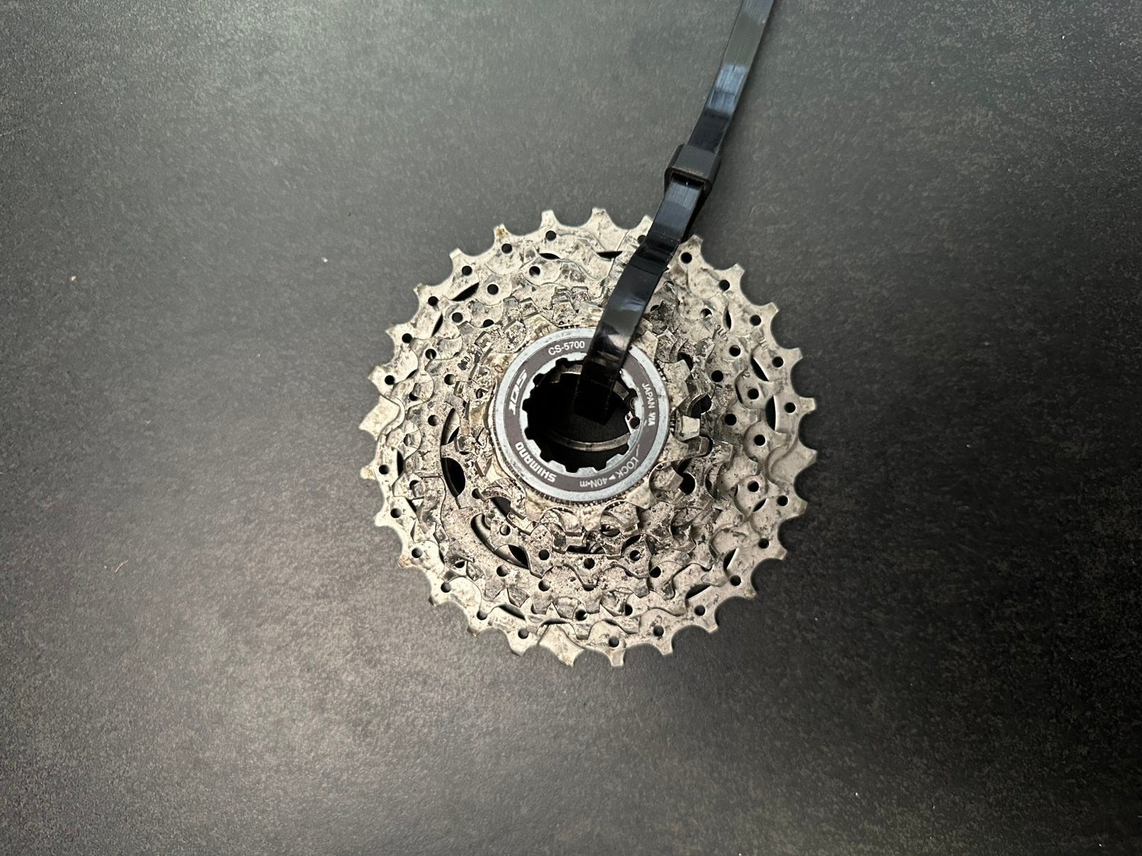 Shimano 105 CS-5700 cassette 10 speed | 11-28, Fietsen en Brommers, Fietsonderdelen, Gebruikt, Staal, Ophalen of Verzenden, Derailleur of Ketting