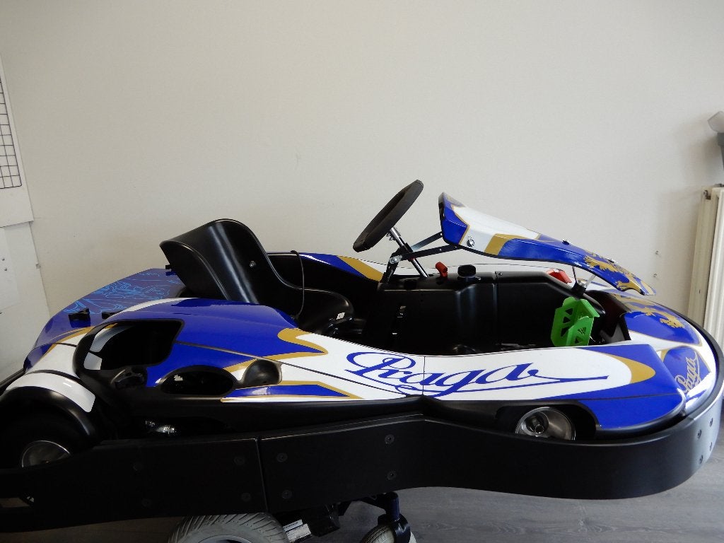 karting TE KOOP DEMO PRAGA  ,NOOIT MEE GEREDEN, Sport en Fitness, Ophalen of Verzenden, Zo goed als nieuw, Kart